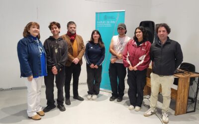 Licenciatura en Arte PUCV socializa con sus estudiantes los principales elementos de su autoevaluación 2025